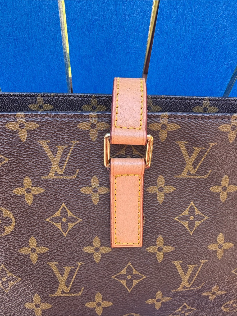 LV Monogram Canvas Tote in Brown and Natural Vachetta - Picture 4 of 16